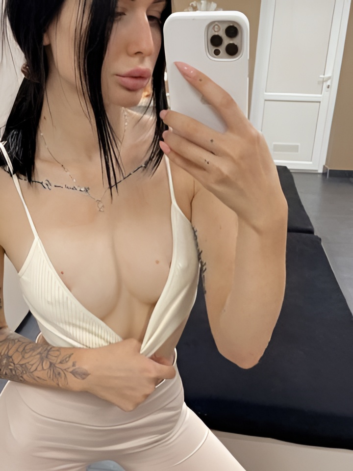 Индивидуалка Адель, доступна для личного знакомства от 1500 руб