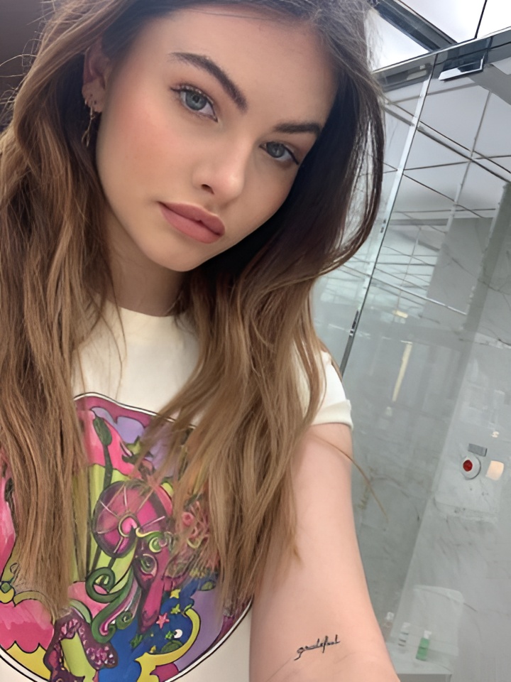 Ева привлекальеная девушка из Воскресенска цена от 5000 руб