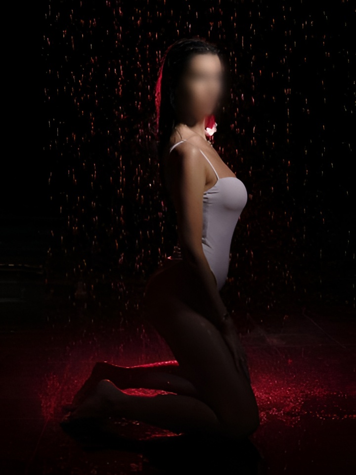 Индира привлекательная девушка из Воскресенска цена от 10000 руб