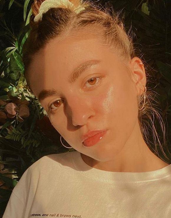 Индивидуалка 🎥 Алиса, доступна для личного знакомства от 5000 руб