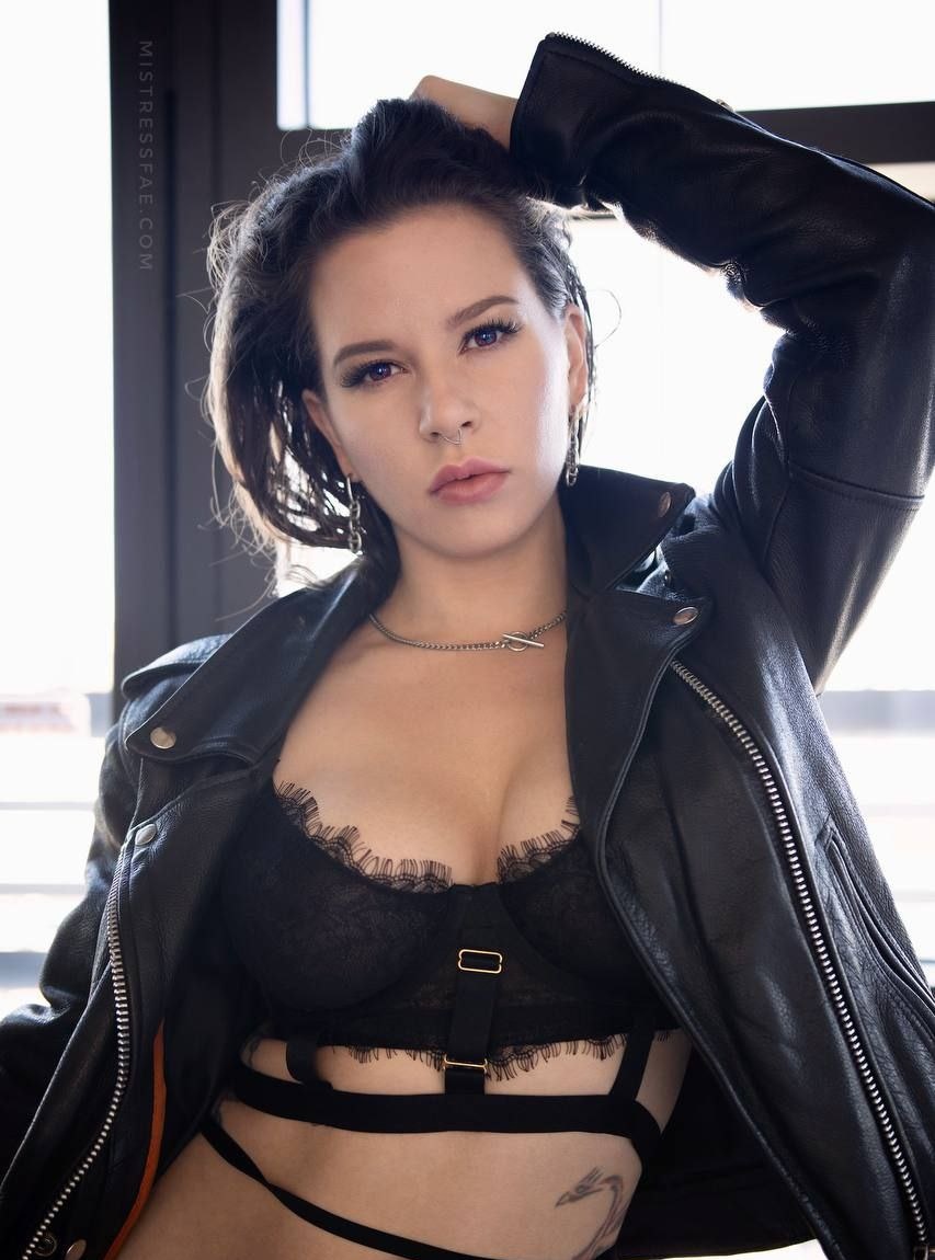 Анна привлекальеная девушка из Воскресенска цена от 4000 руб